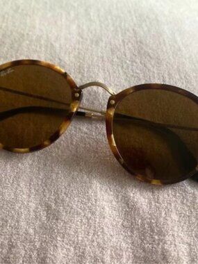 Ray-Ban 2447 Round Brown Tortoiseshell 49MM